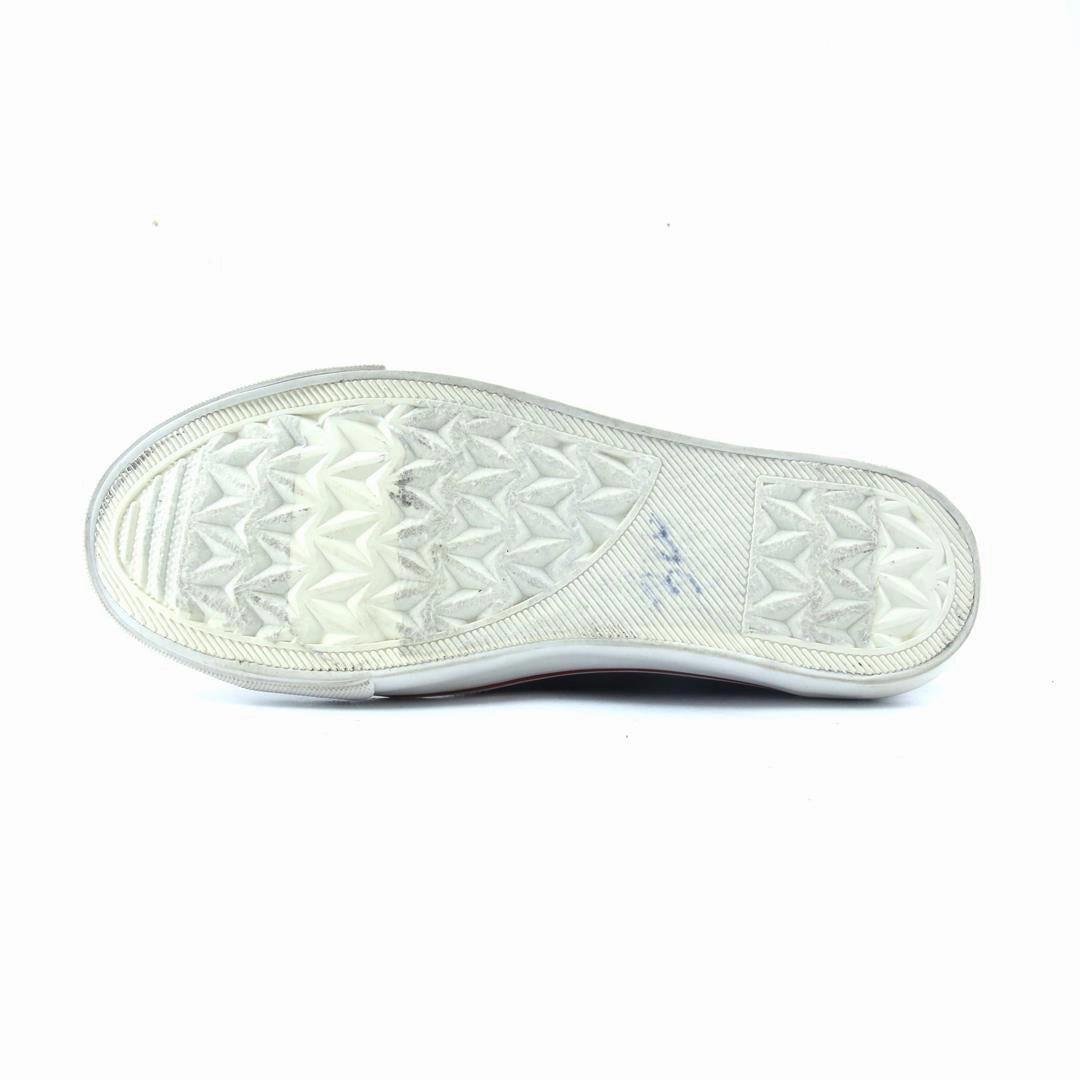 SERRA  . Pre Owned Basketball Shoes