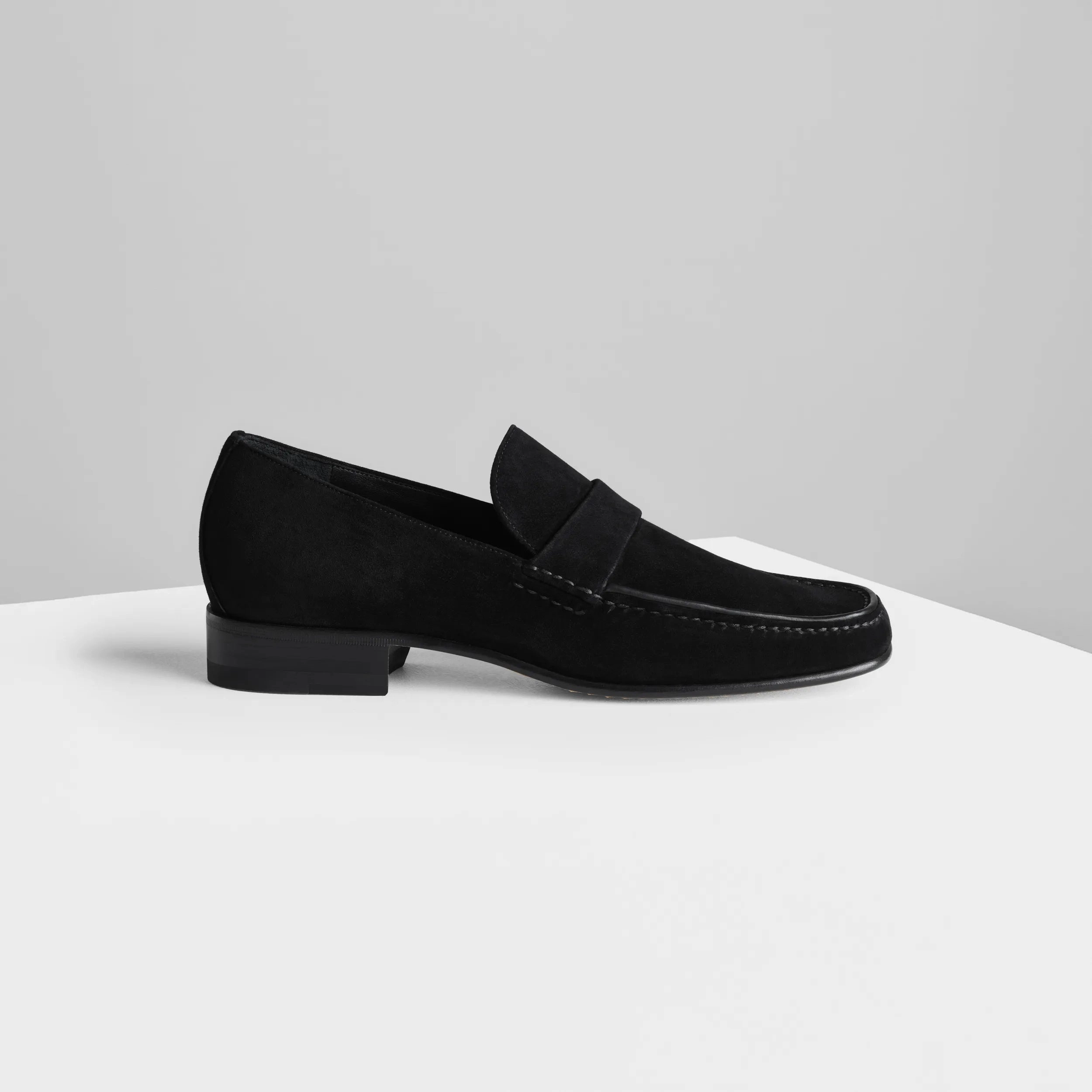 MAN'S LOAFER | black suede leather Louis Vuittion Loafers