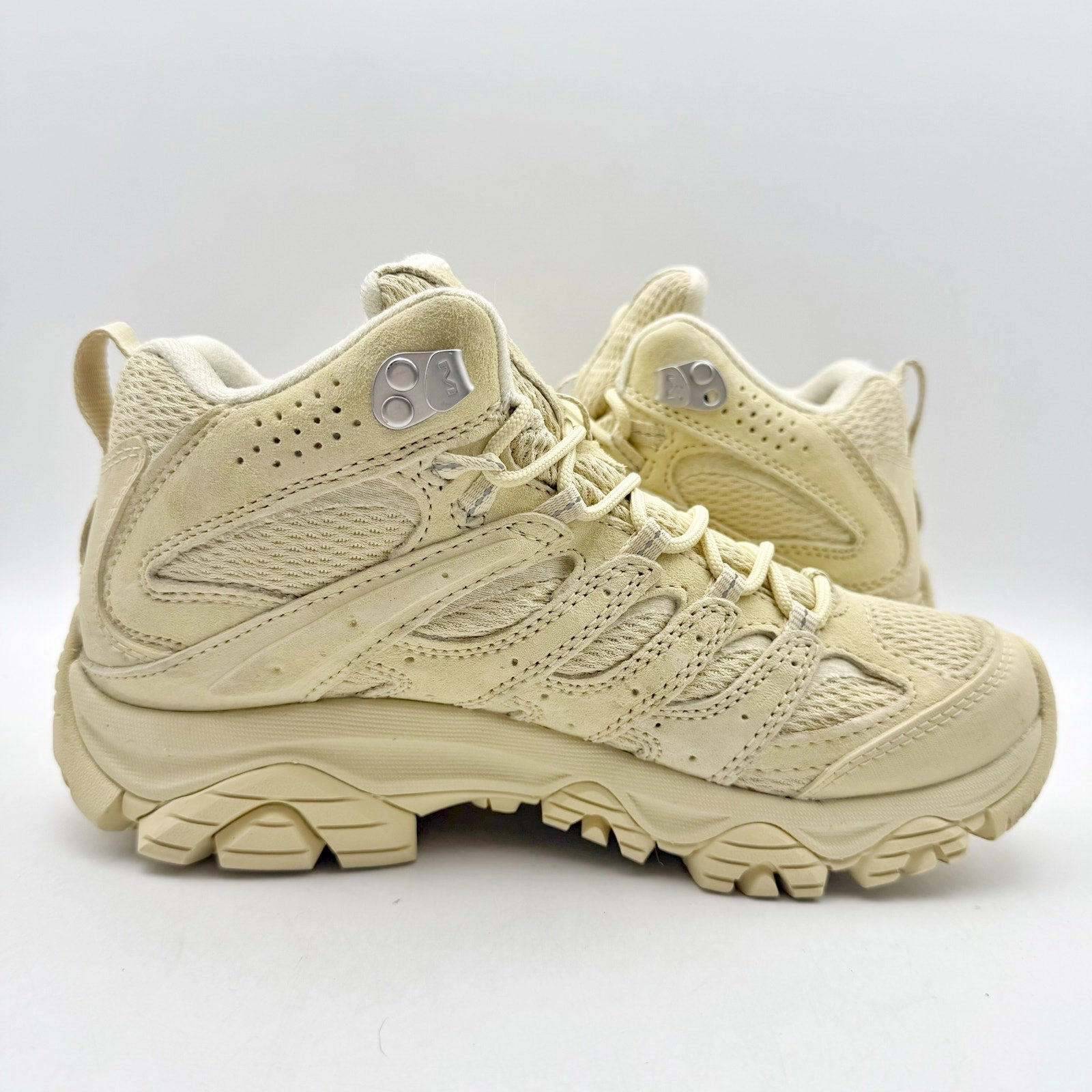 Merrell Womens Moab 3 Mid Hiking Boots US 7.5 M EU 38 Tan Yellow Waterproof NWOB Hiking Shoes Oahu