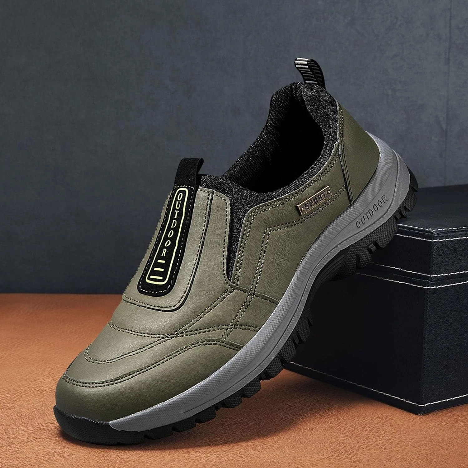 Mens Wide Loafers Slip on Boat Shoes Casual Dress Shoes Lightweight Casual Walking Sneakers Breathable Sneakers Best Sneakers For Cement Floors