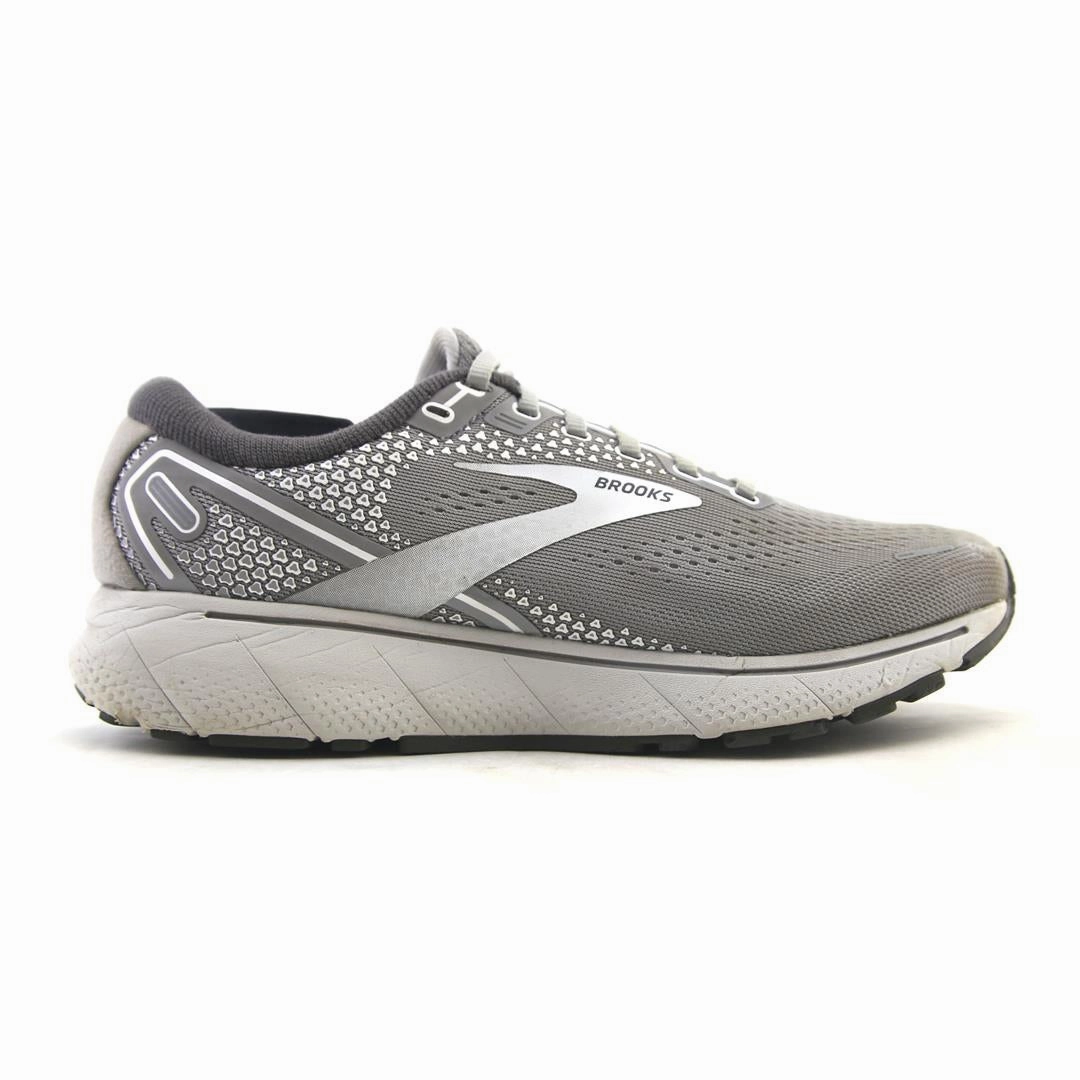 BROOKS GHOST 14 Smart Casual Brogues