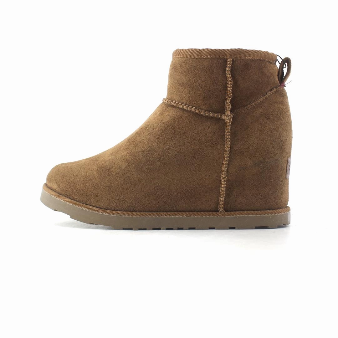 CUSHIONAIRE . Classic Longwing Brogue