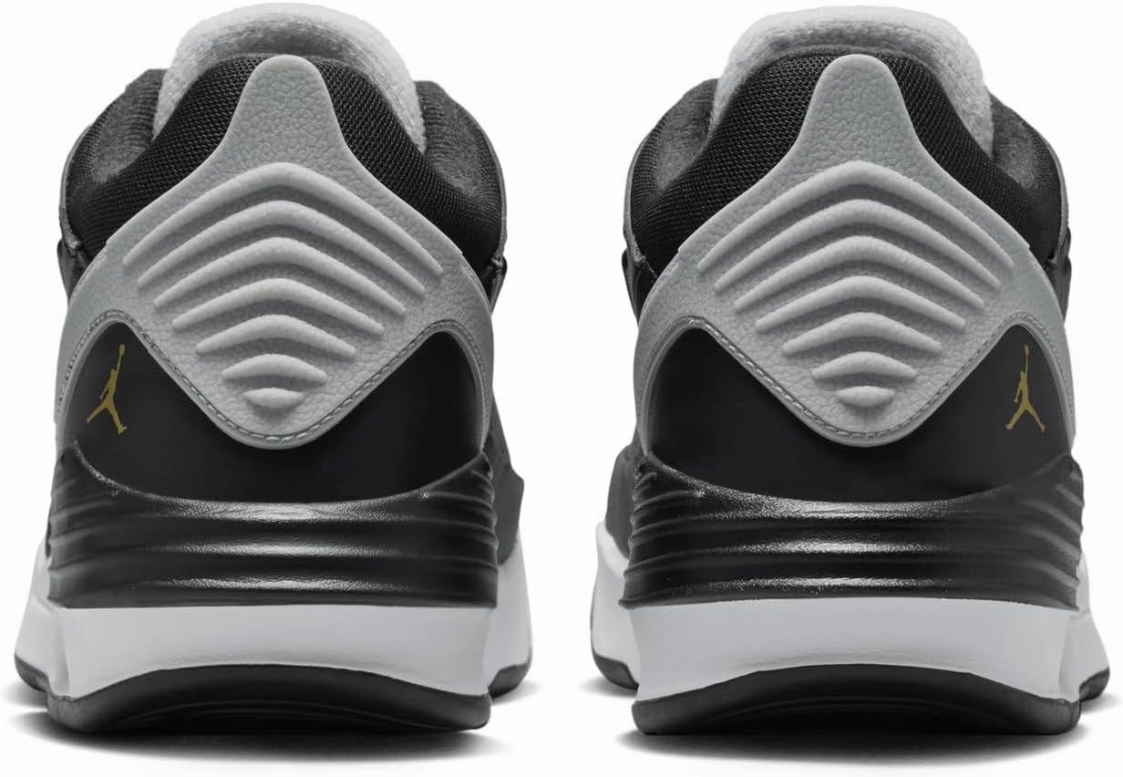 Nike Acg Shoes Gore Tex Jordan Max Aura 5 Men's Shoes (DZ4353-017, Black/White/Wolf Grey/Metallic Gold)