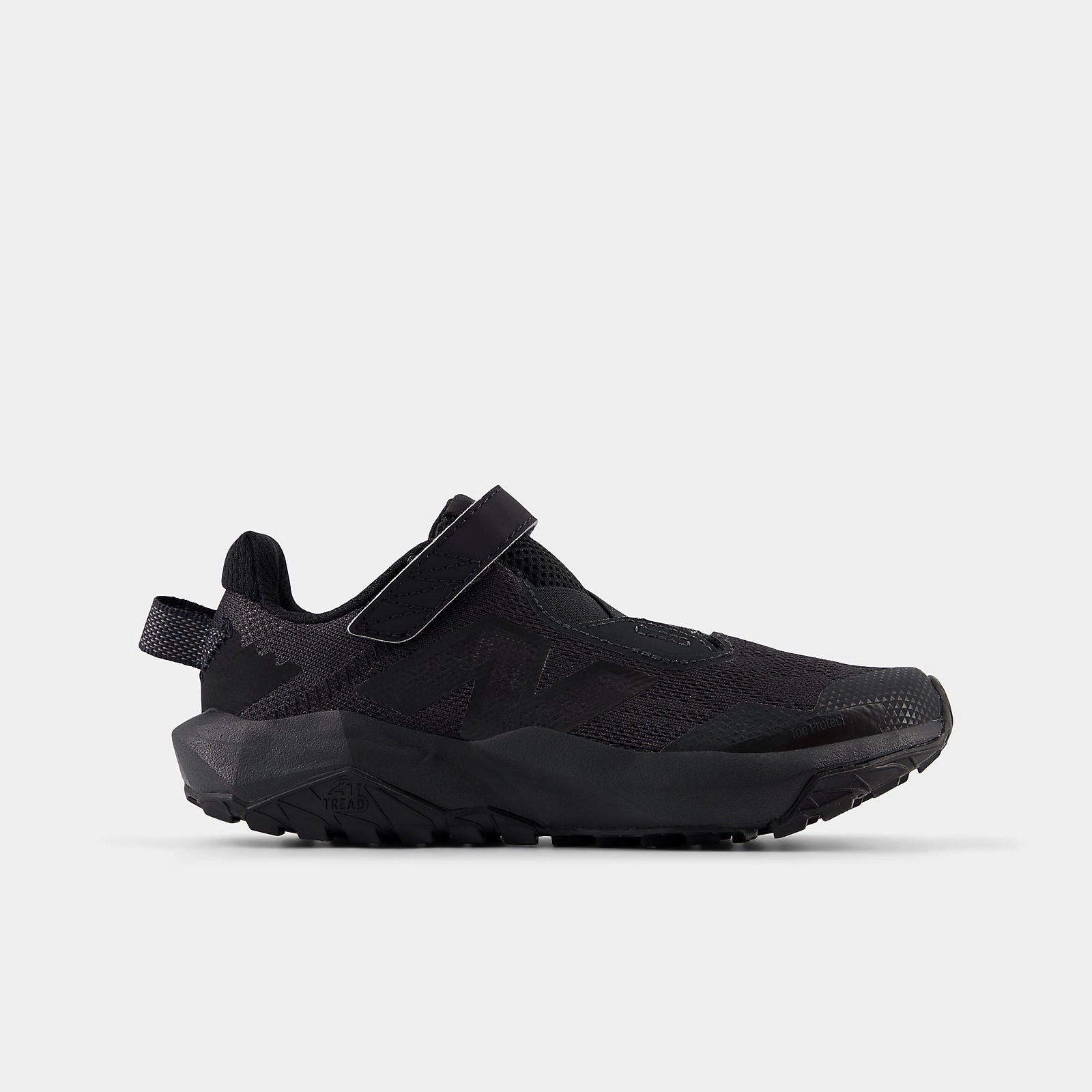 Trail Running Shoes With Wide Toe Box New Balance Kid's Dynasoft Nitrel V6 Top Strap Triple Black Running Shoes