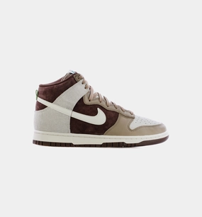Basketball Players With Shoes Dunk High Light Chocolate Mens Lifestyle Shoe - Sail/Khaki/Light Chocolate Limit One Per Customer