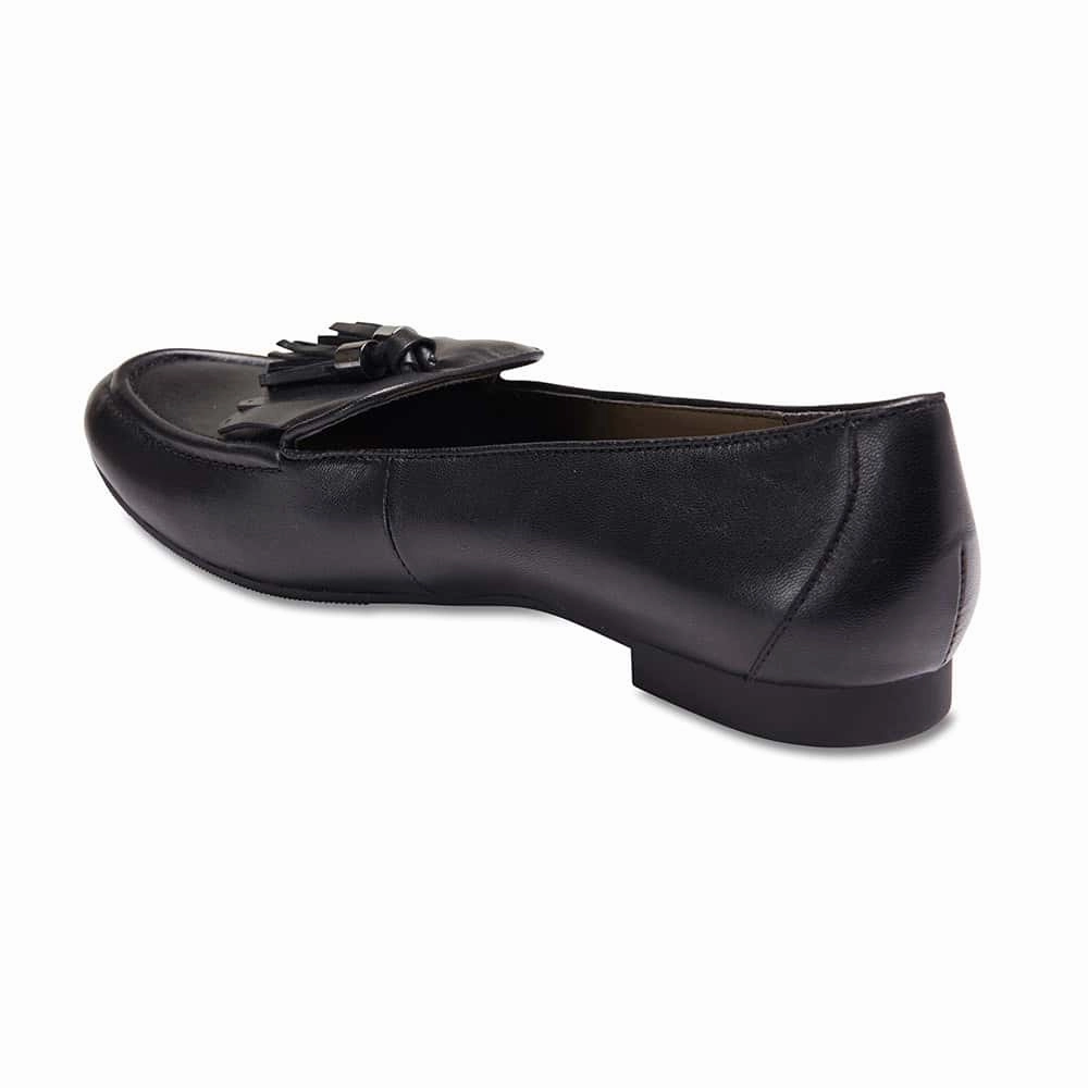 Janet Loafer in Black Leather Plain Loafers