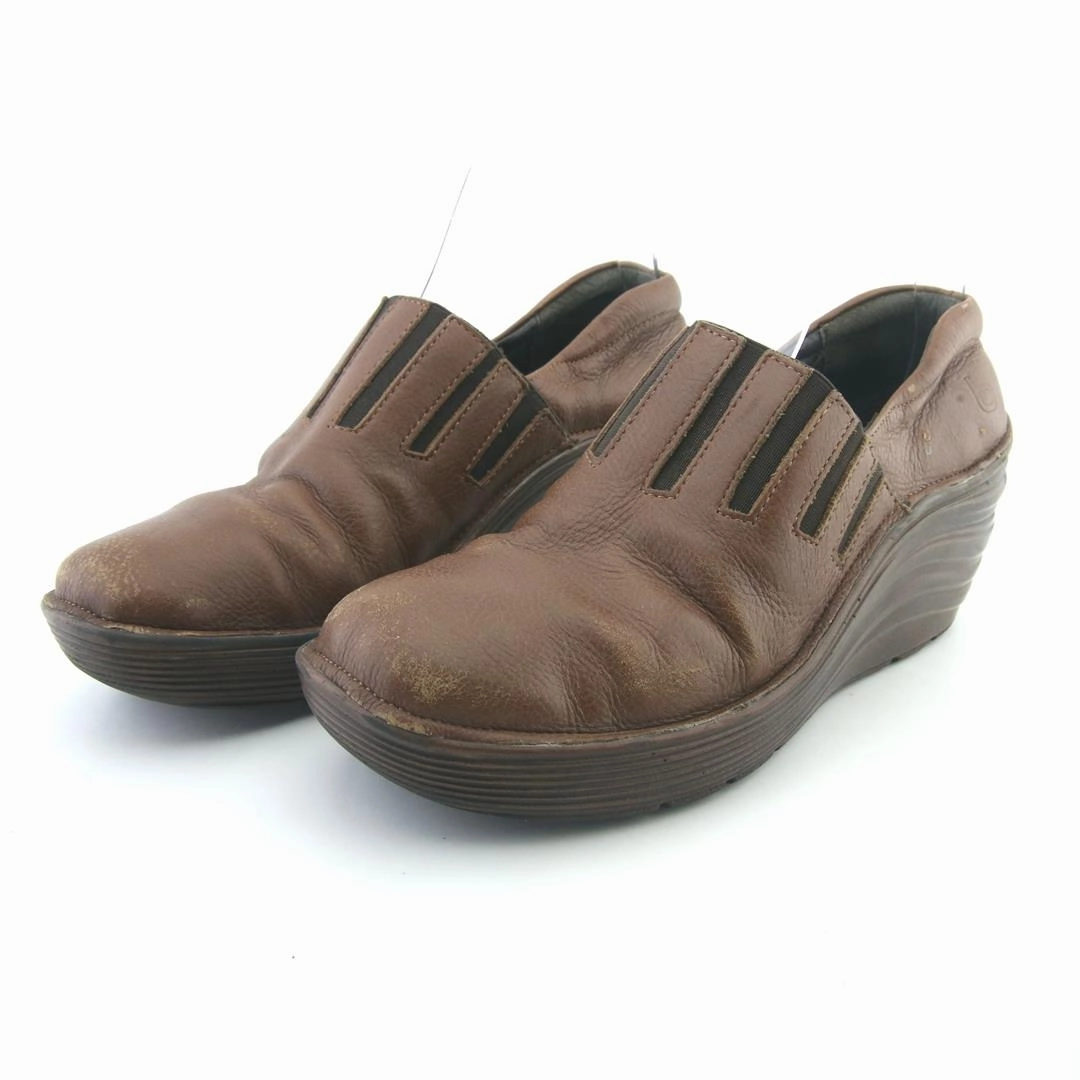 BIONICA . Badminton Shoes Sole Material