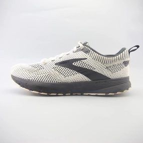 BROOKS REVEL 5 Nike Indoor Volleyball Shoes