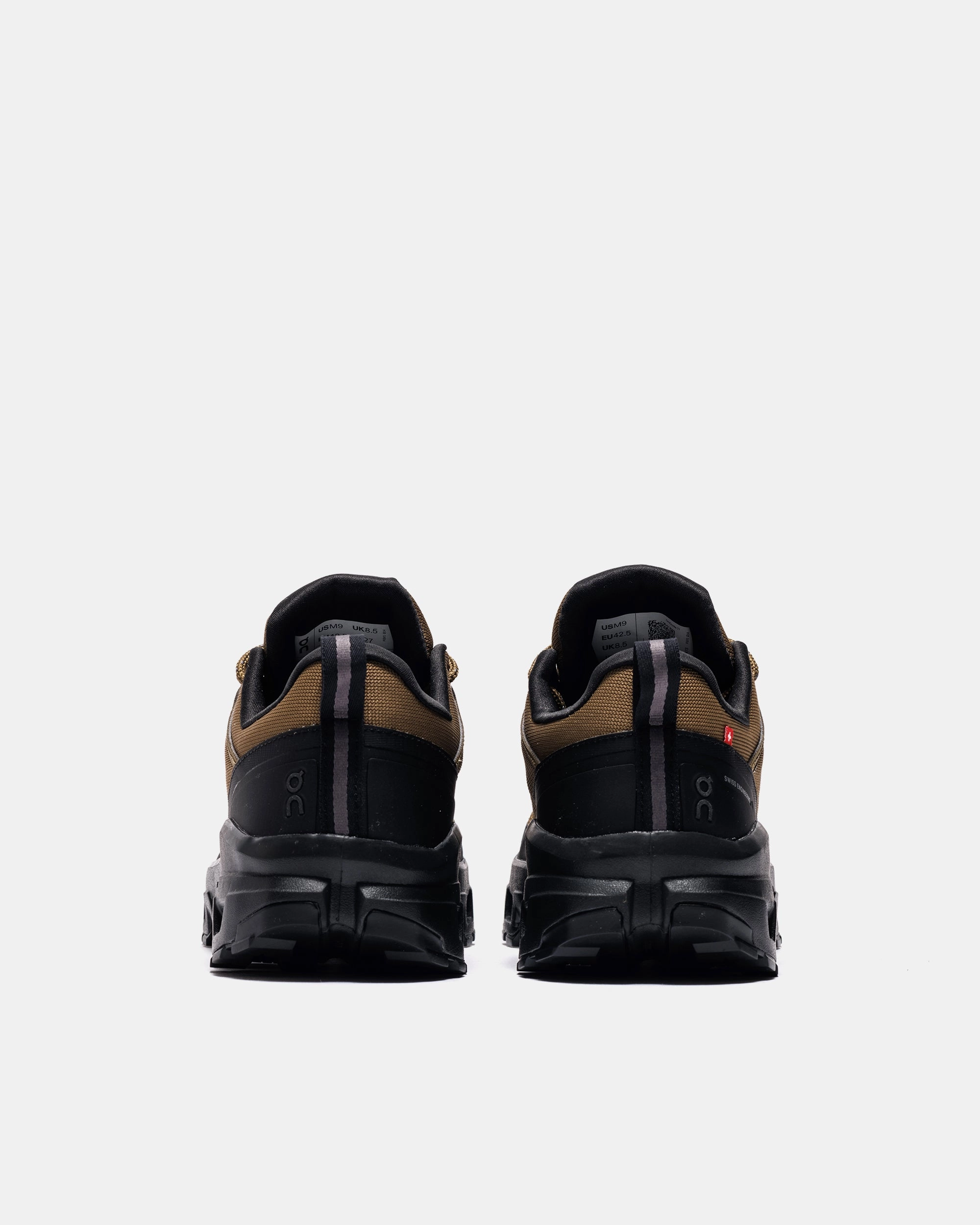 On Cloudrock Low Wp Barefoot Shoes Trail Running