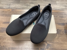 Vessi Market Flat Black Best Nursing Shoes