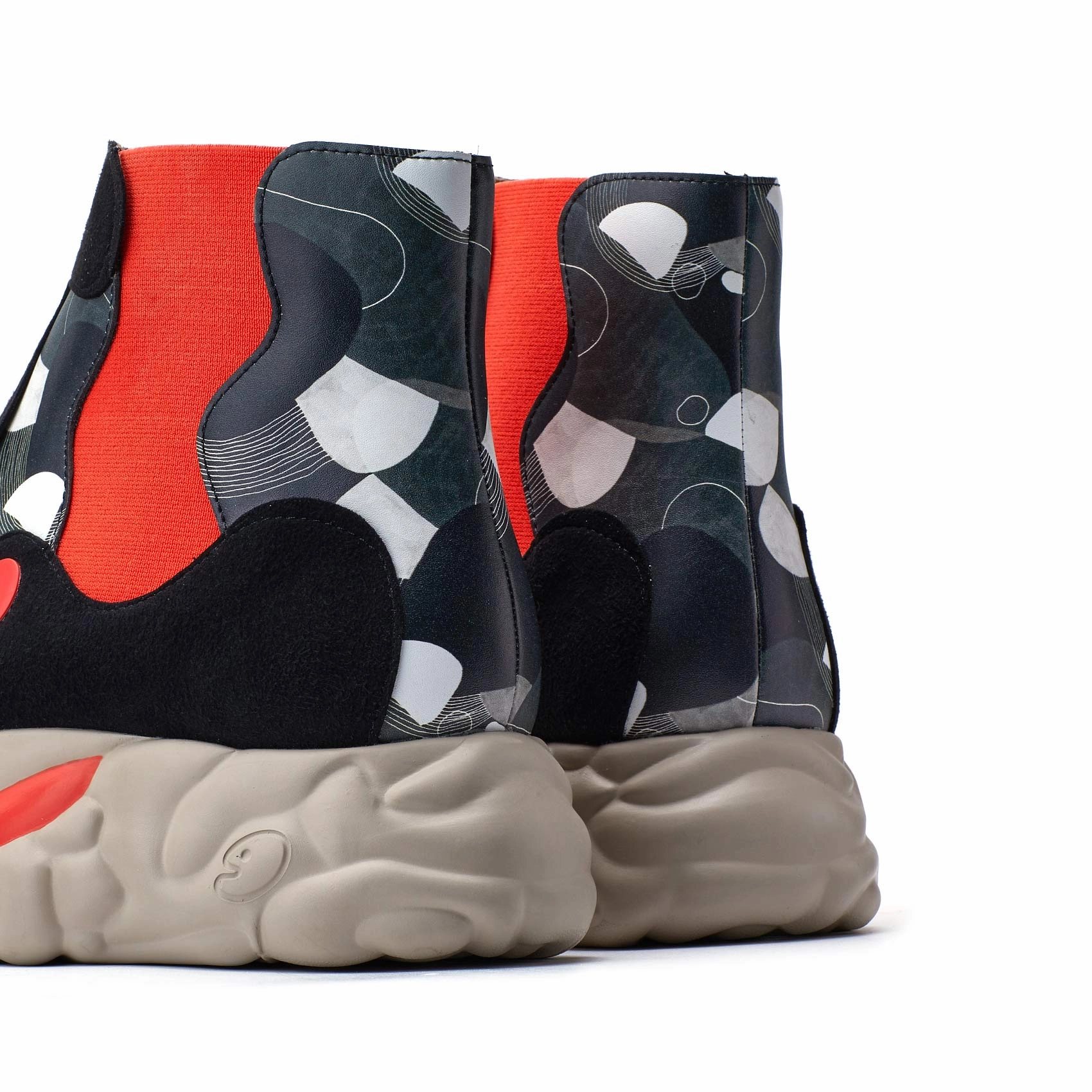 Midnight Path 5 Sanamolls III Men Wide Width Skate